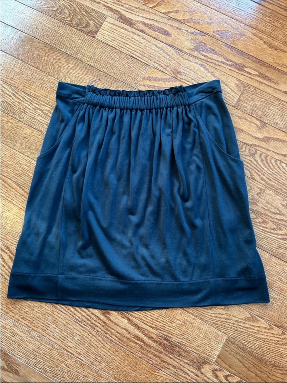 Banana republic BR black silk mini skirt